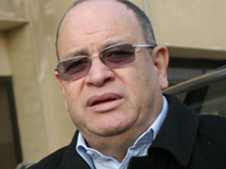 من حسن عبدالرحمن لإبراهيم محلب