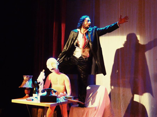 بفعــل الروتين تحولنــا إلى موظفين!