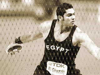 علاء العشرى  بطل المطرقة!