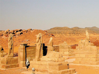 القمر النوبي