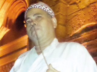 مسحراتى الحسين..  «درويش» فى حب الله