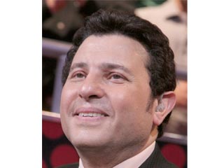 نجم فنان.. نقيبا للموسيقيين