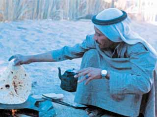 أطباق رئيسية على المائدة البدوية