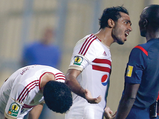 .. و التحكيم يؤهل  النجم إلى النهائى