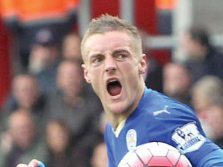 ليستر سيتى  يحرج كبار الدورى الإنجليزى