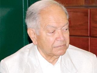 الجزيرة يفتتح فرع أكتوبر