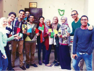 البالطو الأبيض بيغنى فاكر أيام لمتنا؟!