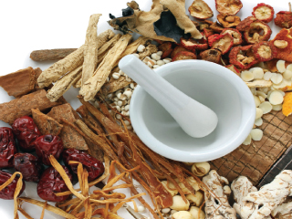 لقطة مصرية .. علاف وعشاب!!