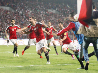 عقب إعلان قائمة المنتخب الوطنى دكة البدلاء.. هل تشكل أزمة بالجابون؟