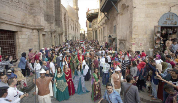 شارع المعز يحتضن طبول السلام