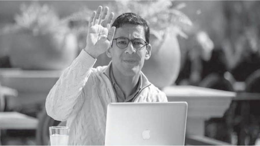 مشهد من مسلسل خللى بالك من زيزى