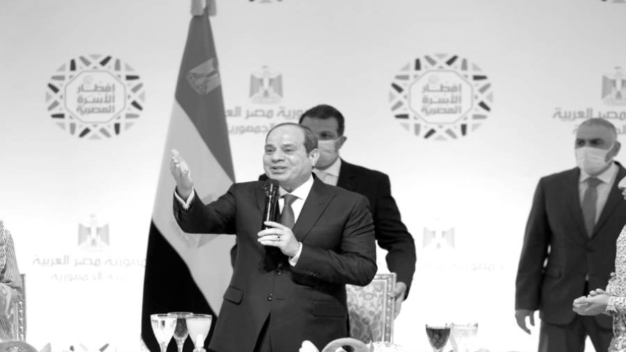 تكليف رئاسى بإدارة حوار وطنى بالتنسيق مع كافة التيارات السياسية الحزبية والشبابية