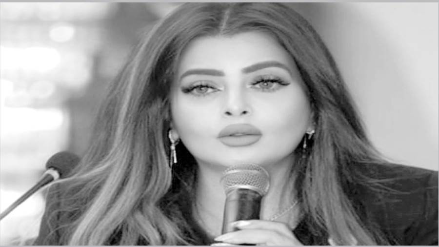 دينا عبدالفتاح
