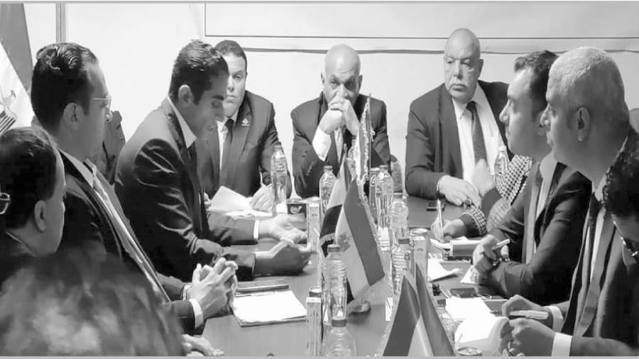 التنسيقية تلتقى قيادات الريادة