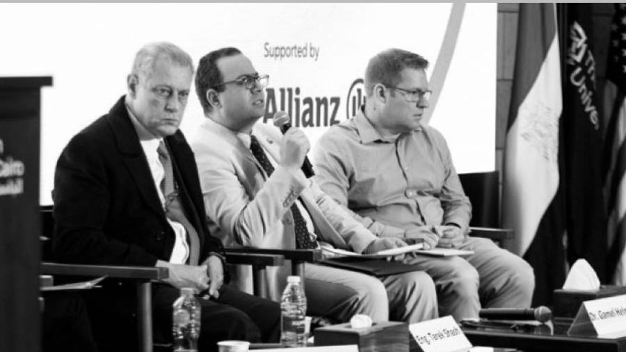 التخطيط تستعرض تأهيل قرى المبادرة