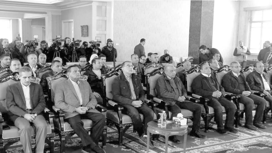 مدبولى خلال زيارته للمحلة