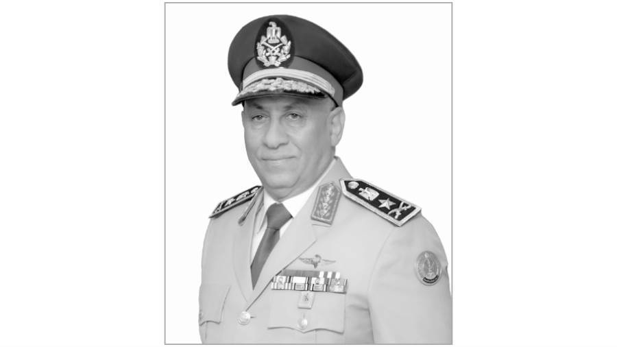 الفريق محمد حجازى قائد قوات الدفاع الجوى
