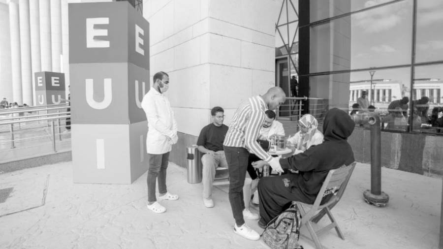 حملة التبرع بالدم داخل الجامعة