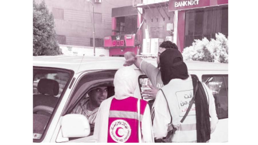 متطوعون لإرشاد السائقين بخطورة المخدرات