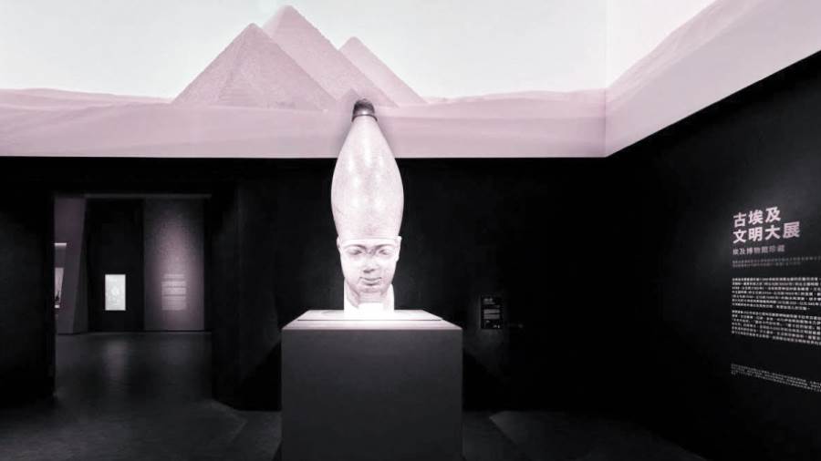 من المعارض المصرية فى الخارج