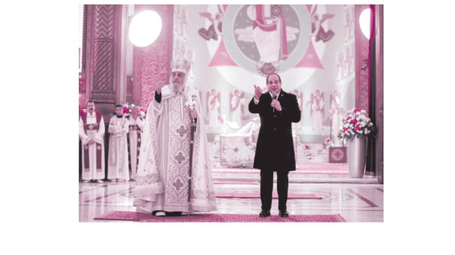 الرئيس وقداسة البابا فى الكاتدرائية