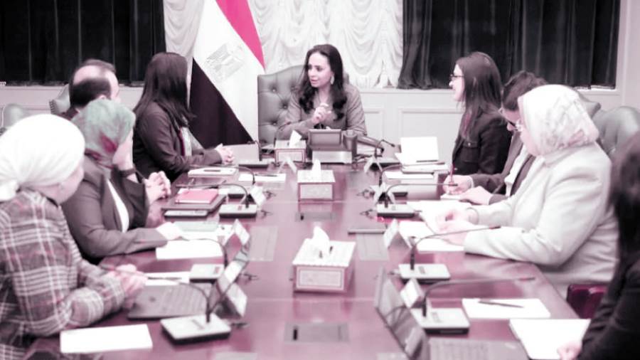 مواجهة التحديات الاقتصادية ودعم الاستقرار المجتمعى