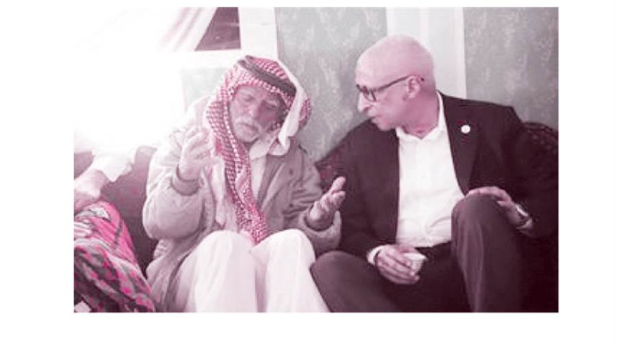 من زيارة المحافظ لقرى وسط سيناء