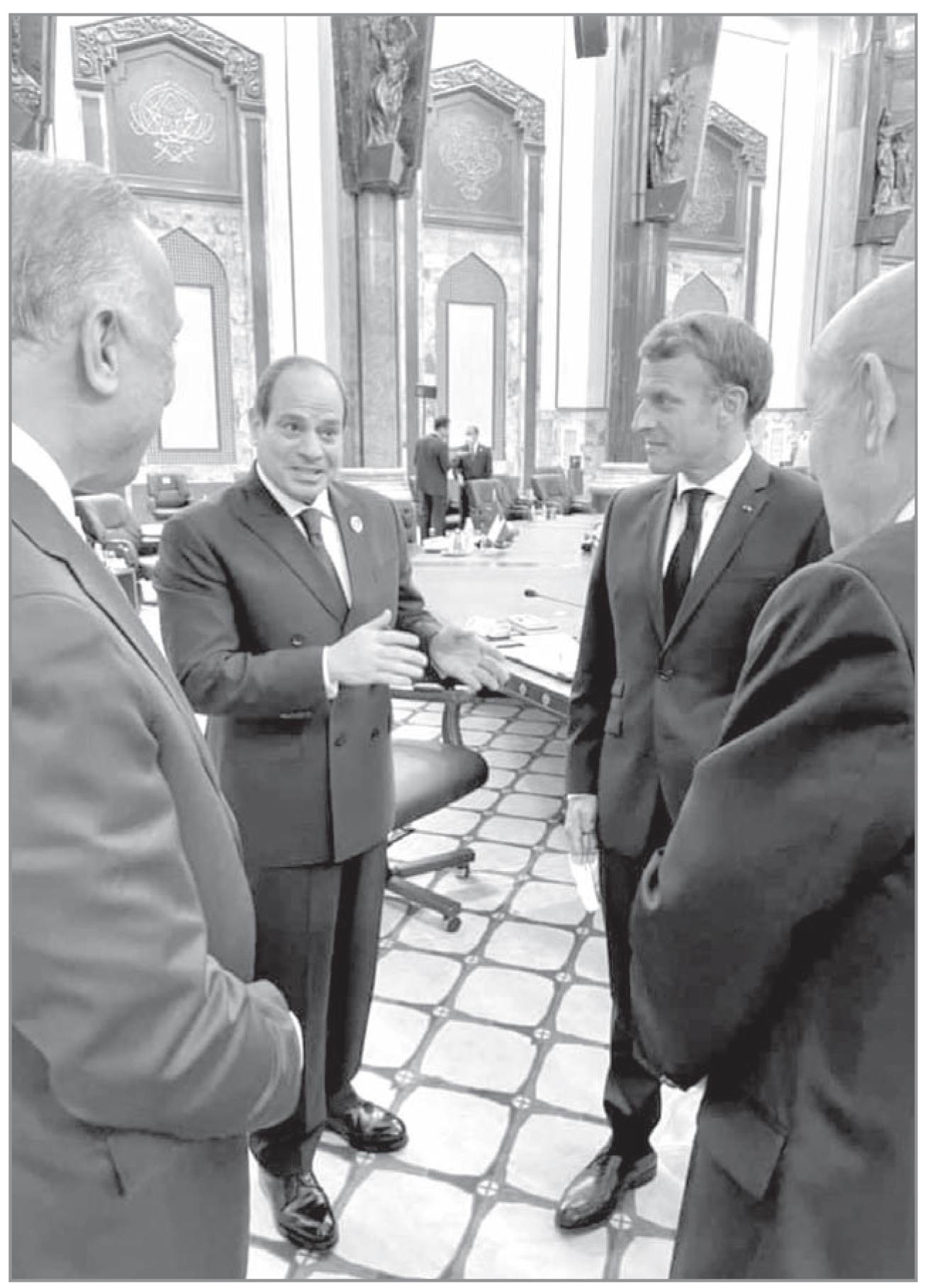 العالم يستمع لرئيس الدولة المصرية فى بغداد