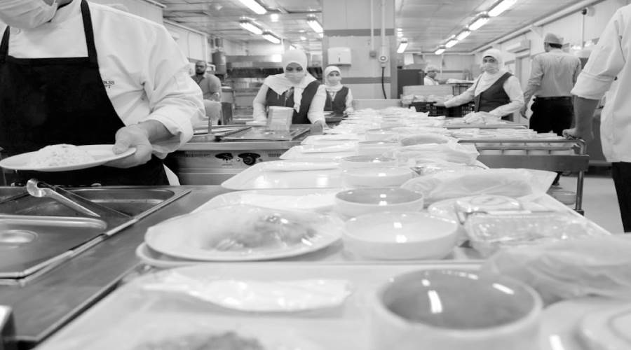 التغذية العلاجية أحد الأقسام الفريدة بالمستشفى فى الشرق الأوسط