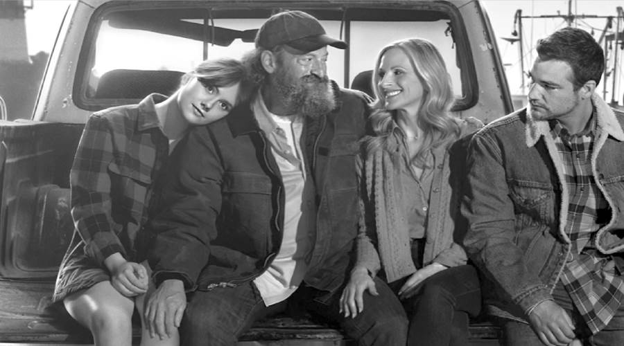 المنافسة بين الإنسانية والعنف