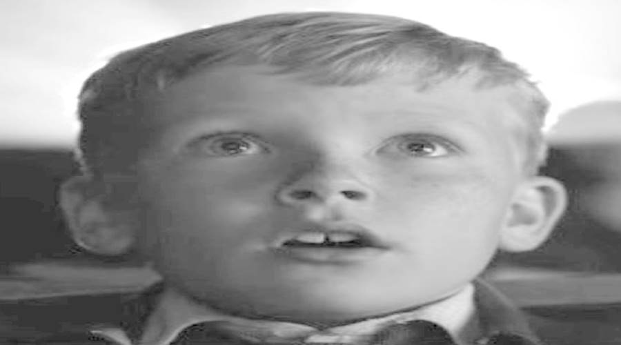 من فيلم Preson in the world