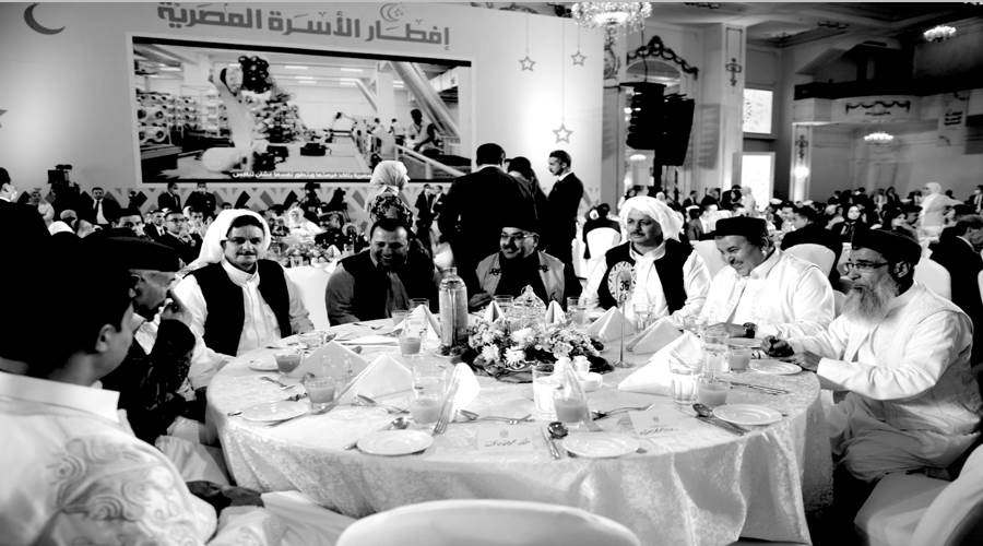 تحية رئاسية لأهالى سيناء وتواجد شيوخ القبائل فى حفل إفطار الأسرة المصرية