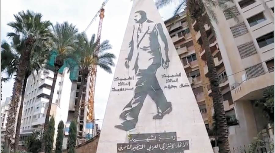 تمثال للزعيم عبد الناصر فى أهم شوارع لبنان