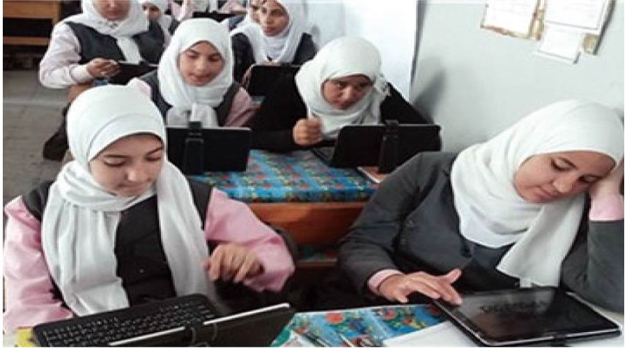 الطفل يتشكل معرفيا وسلوكيا داخل المدرسة