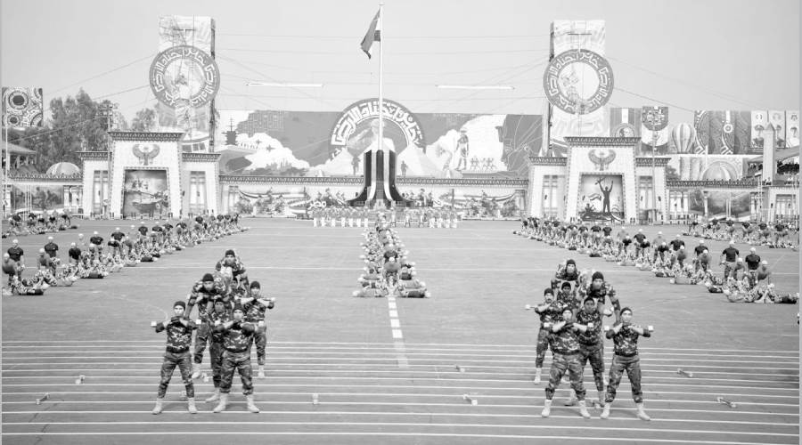 عروض للكفاءة البدنية تعكس المهارات الرياضية وقوة التحمل