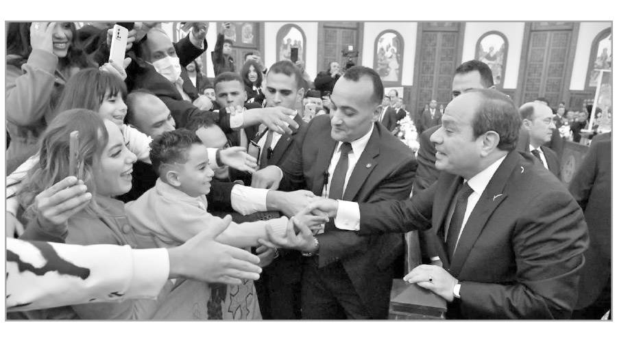 فرحة المصريين بزيارة الرئيس للكاتدرائية