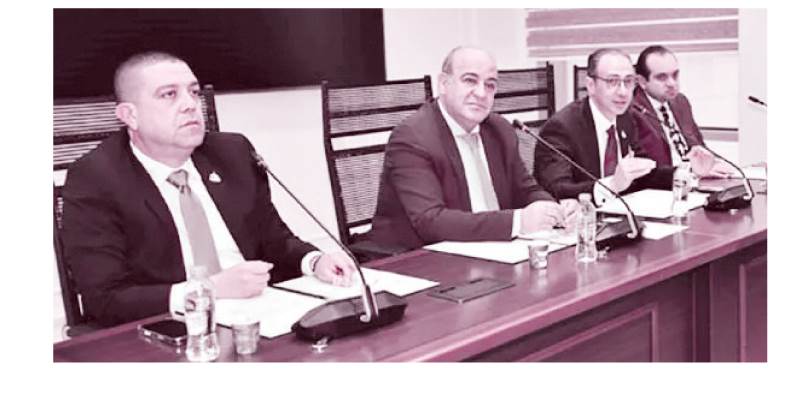 صحة المواطن والمشروعات الطبية أولوية