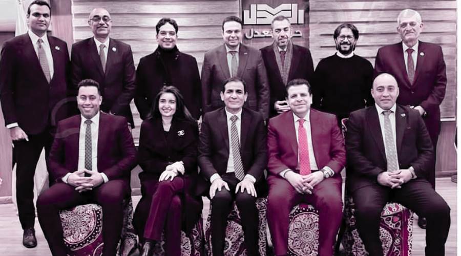 نواب من المعارضة والمستقلين فى حفل إفطار حزب العدل