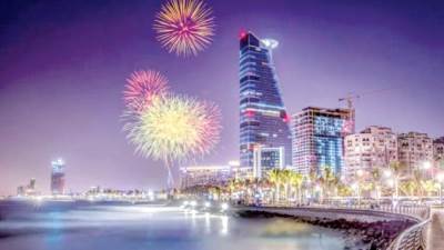 الأعياد «أون لاين»