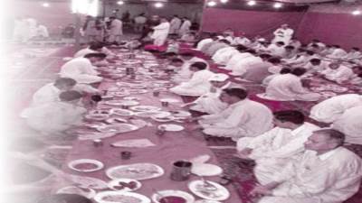 مائدة فى بيت «الرسول»