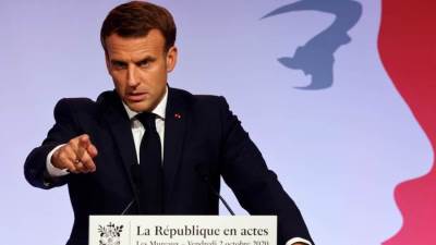 باريس تلتفت أخيرًا إلى خطر «الإخوان»