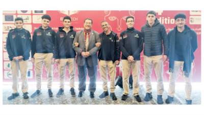 الشهادة مش  ورقة على حيطة 