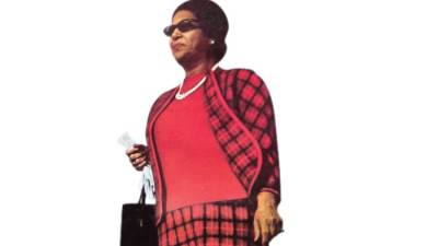 حكايات كوكب الشرق فى «بيفرلى هيلز»!