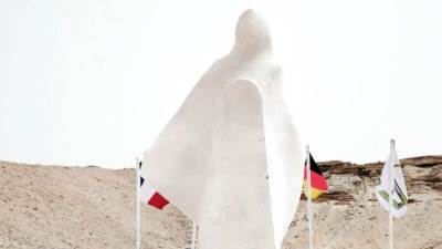  «حورس» فى بدر؟!